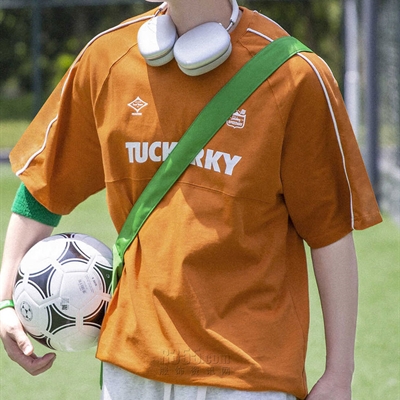 市场上装-T恤-电商T恤