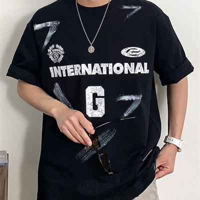 市场上装-T恤-电商T恤