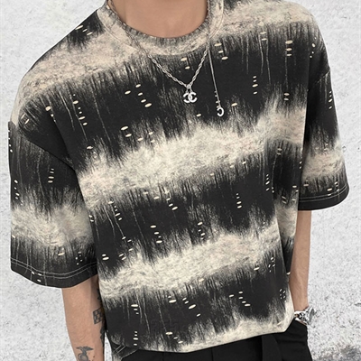 市场上装-T恤-电商T恤