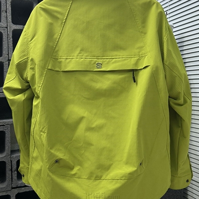 市场上装-夹克-休闲夹克