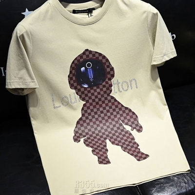 市场上装-T恤-欧货T恤