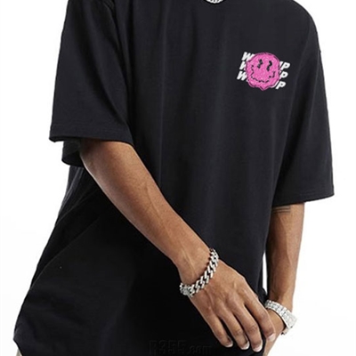 市场上装-T恤-电商T恤