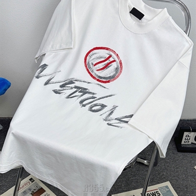 市场上装-T恤-电商T恤