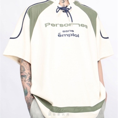 市场上装-T恤-电商T恤