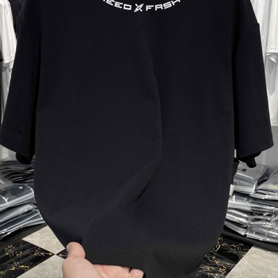 市场上装-T恤-欧货T恤