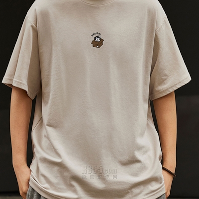 市场上装-T恤-休闲T恤