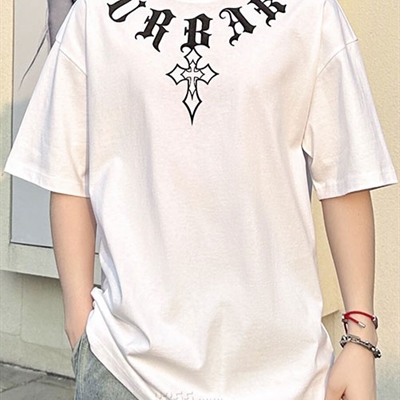 市场上装-T恤-欧货T恤