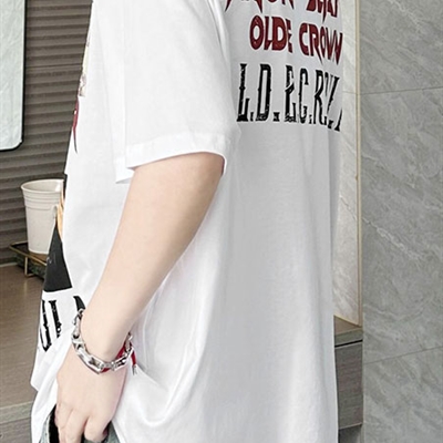 市场上装-T恤-电商T恤