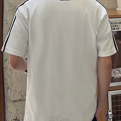 市场上装-T恤-电商T恤