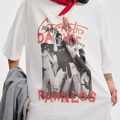 市场上装-T恤-电商T恤