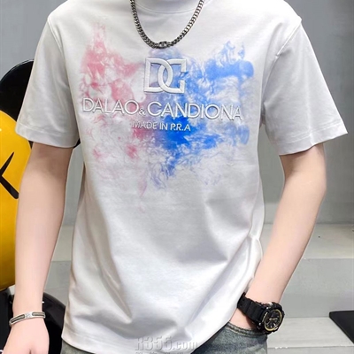 市场上装-T恤-欧货T恤