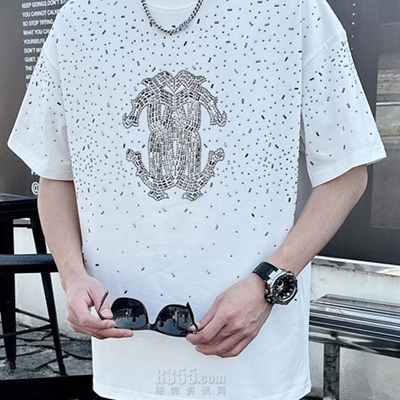 市场上装-T恤-欧货T恤