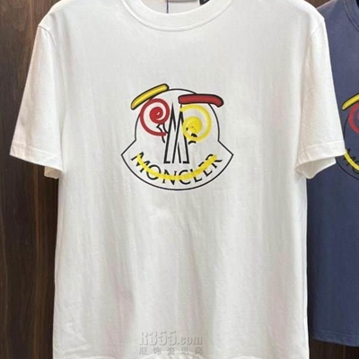 市场上装-T恤-欧货T恤