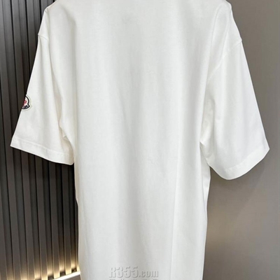 市场上装-T恤-欧货T恤