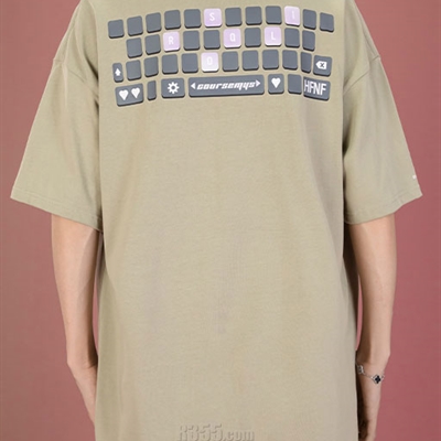 市场上装-T恤-电商T恤