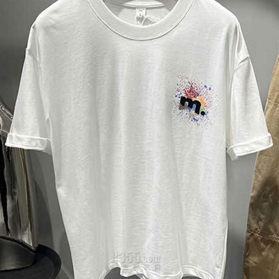 市场上装-T恤-休闲T恤