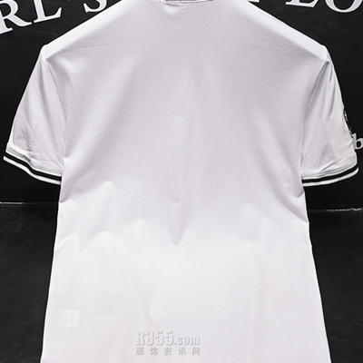 市场上装-T恤-欧货T恤