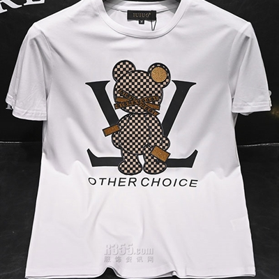 市场上装-T恤-欧货T恤