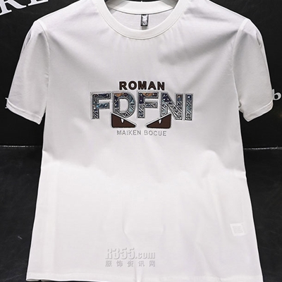 市场上装-T恤-欧货T恤