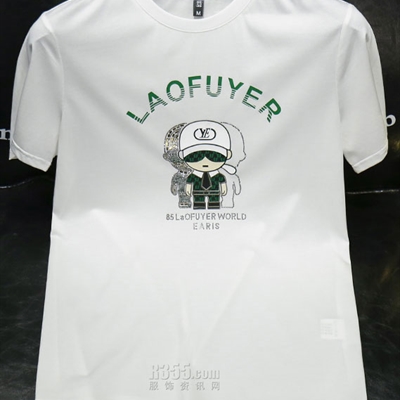 市场上装-T恤-欧货T恤