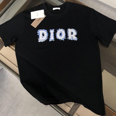 市场上装-T恤-欧货T恤