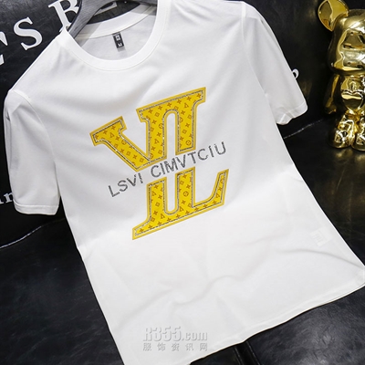 市场上装-T恤-欧货T恤