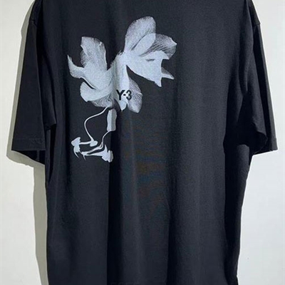 市场上装-T恤-欧货T恤