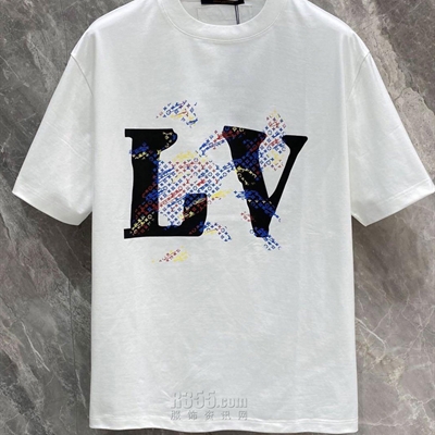 市场上装-T恤-欧货T恤