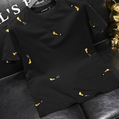 市场上装-T恤-欧货T恤