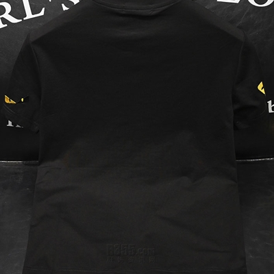 市场上装-T恤-欧货T恤