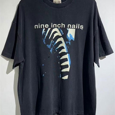 市场上装-T恤-欧货T恤