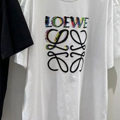 市场上装-T恤-欧货T恤