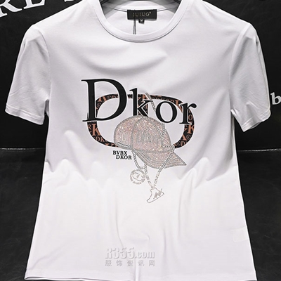 市场上装-T恤-欧货T恤