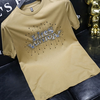 市场上装-T恤-欧货T恤