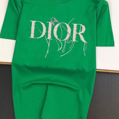 市场上装-T恤-欧货T恤