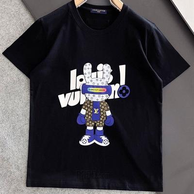 市场上装-T恤-欧货T恤