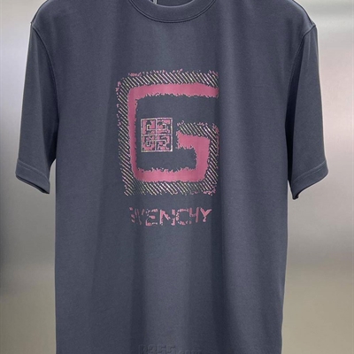 市场上装-T恤-欧货T恤