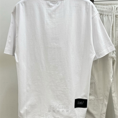 市场上装-T恤-休闲T恤