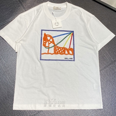 市场上装-T恤-欧货T恤