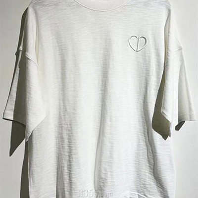 市场上装-T恤-欧货T恤