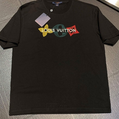 市场上装-T恤-欧货T恤