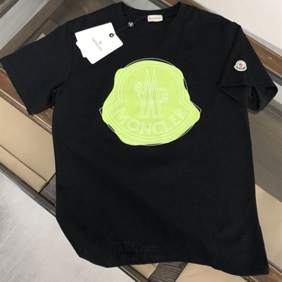 市场上装-T恤-欧货T恤