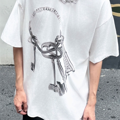 市场上装-T恤-电商T恤