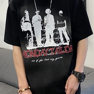 市场上装-T恤-电商T恤