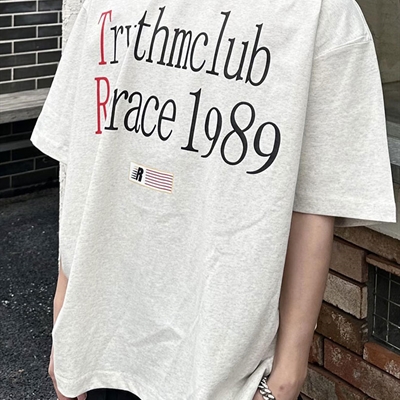 市场上装-T恤-电商T恤