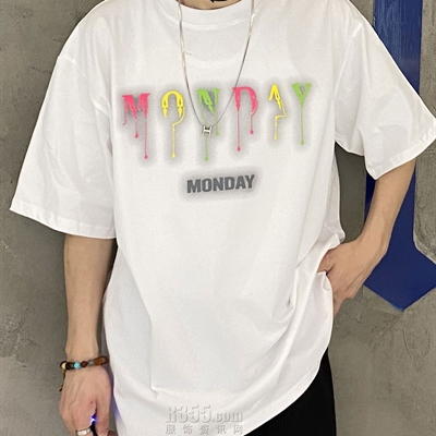 市场上装-T恤-电商T恤