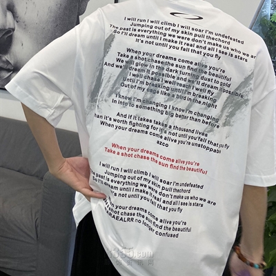 市场上装-T恤-电商T恤