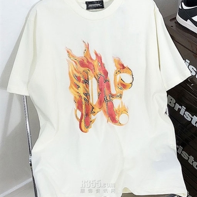 市场上装-T恤-欧货T恤