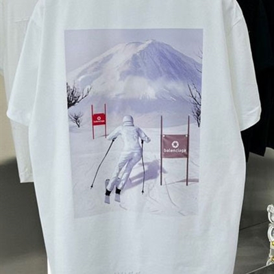 市场上装-T恤-欧货T恤