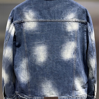 市场上装-夹克-休闲夹克